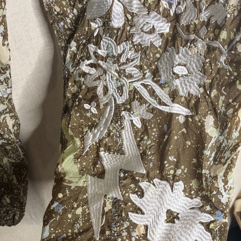 Free people movement size L Olive Green Cargo Pants with White Floral embroidery - Picture 2 of 8